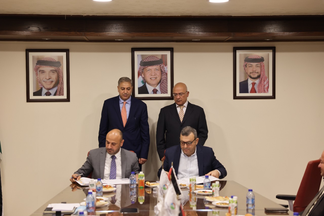 النميرة للأملاح المختلطة والطين توقع اتفاقية مع شركة سنا للأبحاث الصيدلانية