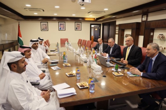 وفد قطري برئاسة آل ثاني يزور البوتاس العربية