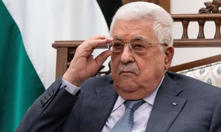 الرئيس الفلسطيني: زياتي إلى روسيا تتناول إحياء العملية السياسية