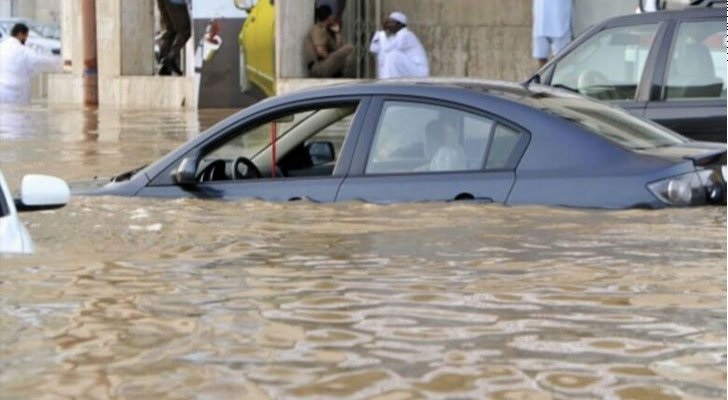 الإمارات.. تشكيل لجنة عاجلة لحصر أضرار السيول والأمطار