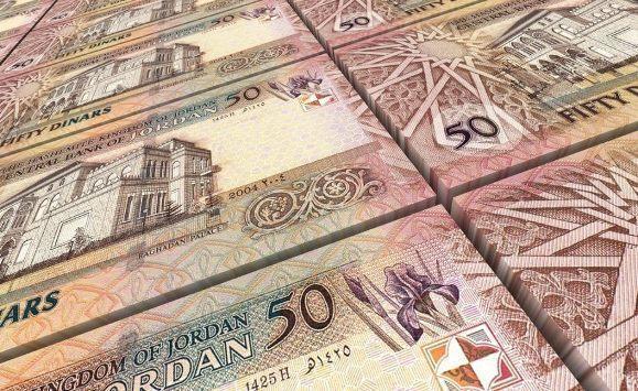 جدل فلسطيني بعد أنباء وقف التعامل بورقة الـ50 دينار الأردنية